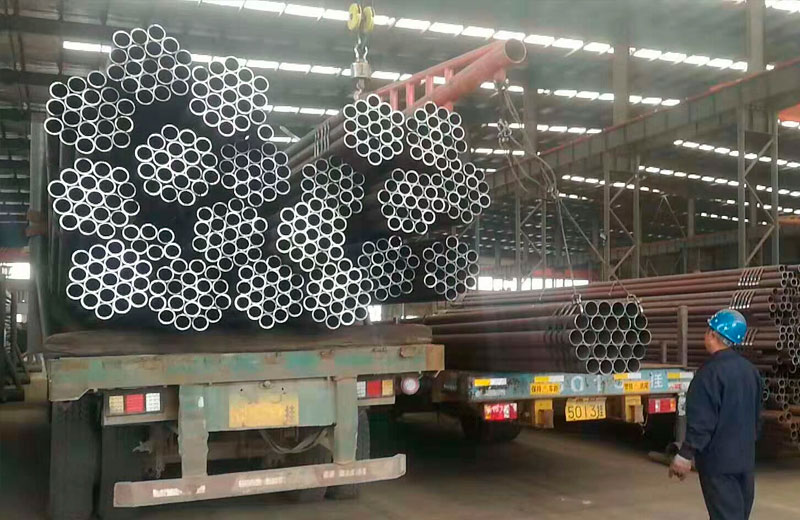 500*25直縫鋼管：質(zhì)量可靠，價格實惠，您身邊的鋼鐵專家